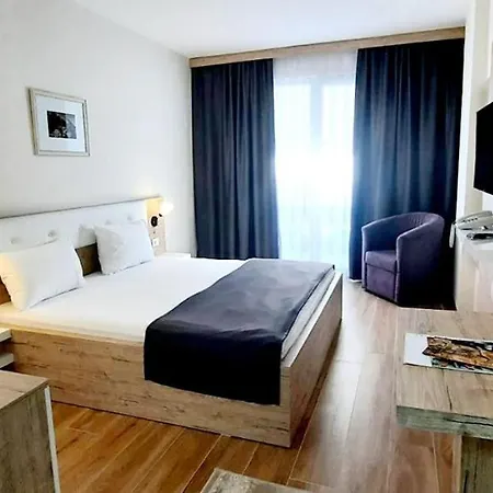 Hotel Doa 4*